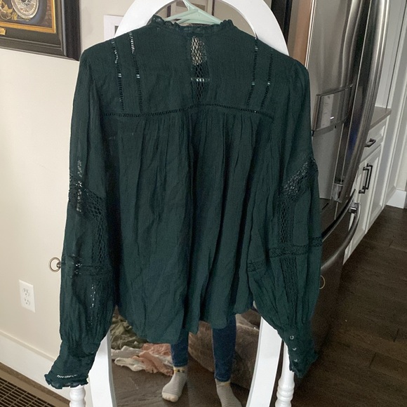 Free People forest green button-down blouse. Women size XS. - Picture 3 of 3